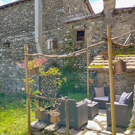 Borgo Antico Vakantiehuis Cremia